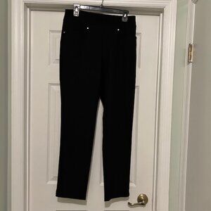 PGA Tour Women's Pull On Black Golf pants.  Size M.